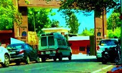 अंतिम संस्कार कर रही भटिटयां थकी-काम करने से किये हाथ खडे अंतिम संस्कार कर रही भटिटयां थकी-काम करने से किये हाथ खडे