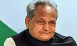 कोरोना का कहर - मुख्यमंत्री हुए कोरोना पोजिटिव कोरोना का कहर - मुख्यमंत्री हुए कोरोना पोजिटिव