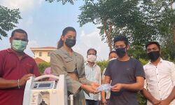 उर्वशी ने डोनेट किये 27 ऑक्सीजन कन्‍सन्‍ट्रेटर्स