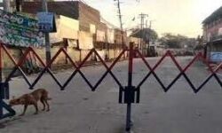 नौ जिलों में लगा वीकेंड लॉकडाउन नौ जिलों में लगा वीकेंड लॉकडाउन