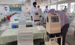 मदद को बढे हाथ- गुरुद्वारे में बनाया 250 बेड का कोविड केयर सेंटर