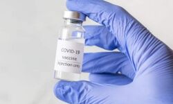 UP में पत्रकारों और परिवार को लगेगी कोरोना वैक्सीन UP में पत्रकारों और परिवार को लगेगी कोरोना वैक्सीन