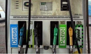 चुनाव खत्म होने के बाद लगातार दूसरे दिन पेट्रोल- डीजल महंगा