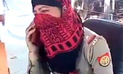 फूट-फूटकर चौकी में रोई महिला दरोगा- किया जान देने का प्रयास