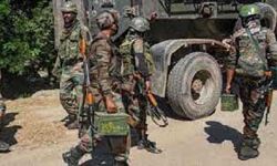 अनंतनाग में मुठभेड़- तीन आतंकवादी किये ढेर अनंतनाग में मुठभेड़- तीन आतंकवादी किये ढेर