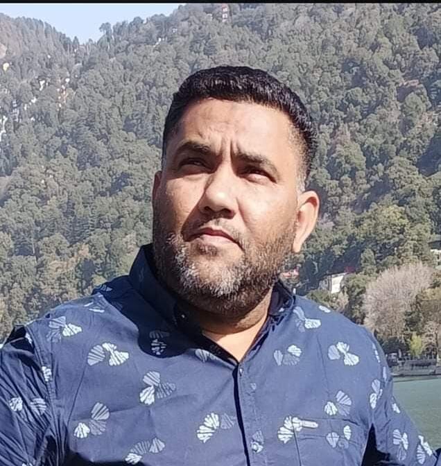 कोरोना से मौत-अपनों को दूर जाता देख गैरों ने बढ़ाएं मदद को हाथ कोरोना से मौत-अपनों को दूर जाता देख गैरों ने बढ़ाएं मदद को हाथ