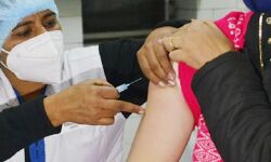 कोरोना और टीकाकरण कोरोना और टीकाकरण