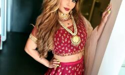 अभिनेत्री की चाहत- सलमान या सोनू बने प्रधानमंत्री अभिनेत्री की चाहत- सलमान या सोनू बने प्रधानमंत्री