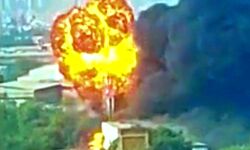 केमिकल फैक्ट्री में लगी भीषण आग-मची अफरातफरी-राहत कार्य जारी केमिकल फैक्ट्री में लगी भीषण आग-मची अफरातफरी-राहत कार्य जारी