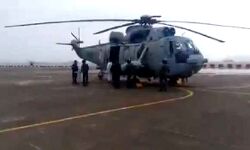 ताउते तूफानः नौसेना ने बॉम्बे हाई के पास से 177 लोगों को निकाला ताउते तूफानः नौसेना ने बॉम्बे हाई के पास से 177 लोगों को निकाला