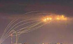 गाजा पट्टी से इजरायल में दागे गये नये रॉकेट गाजा पट्टी से इजरायल में दागे गये नये रॉकेट