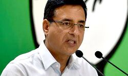 खाद से करोड़ों की लूट कर रही है सरकार - कांग्रेस खाद से करोड़ों की लूट कर रही है सरकार - कांग्रेस