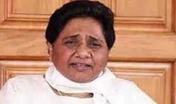 बोली बसपा सुप्रीमों-कोरोना योद्धाओं की उपेक्षा ठीक नहीं बोली बसपा सुप्रीमों-कोरोना योद्धाओं की उपेक्षा ठीक नहीं