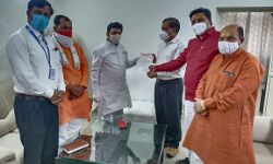 मेडिकल कॉलेज सुभाष चौहान विवाद-मंत्री के हस्तक्षेप से हुआ पटाक्षेप मेडिकल कॉलेज सुभाष चौहान विवाद-मंत्री के हस्तक्षेप से हुआ पटाक्षेप