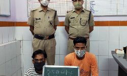 रेलगाडी से टकराई रिक्शा दो लोगों ने खडी की थी- दोनों गिरफ्तार