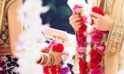 शादी समारोह में 25 लोगों को ही अनुमति शादी समारोह में 25 लोगों को ही अनुमति