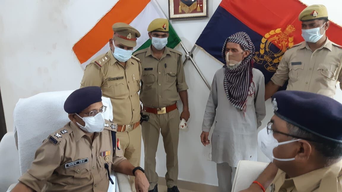 पत्नी और 2 बेटियों की हत्या- बेटे ने कराई रिपोर्ट दर्ज- किया अरेस्ट