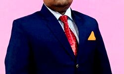 कोराना से जंग-युवा चिकित्सकों के लिए नजीर बने हैं डॉ. शशांक शेखर सिंह कोराना से जंग-युवा चिकित्सकों के लिए नजीर बने हैं डॉ. शशांक शेखर सिंह