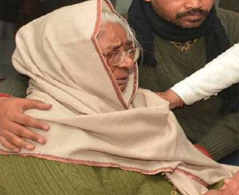 कोरोना का कोहराम-पूर्व CM के बाद अब पत्नी का भी दुखद निधन