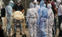 शर्मनाक-कोरोना ने छीनी महिला की जिंदगी-अस्पतालकर्मियों ने कान की बालियां शर्मनाक-कोरोना ने छीनी महिला की जिंदगी-अस्पतालकर्मियों ने कान की बालियां