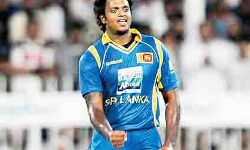 मैच शुरू होने से पहले ही तेज गेंदबाज मिले कोरोना संक्रमित मैच शुरू होने से पहले ही तेज गेंदबाज मिले कोरोना संक्रमित