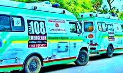 अधिक राशि वसूलने पर एंबुलेंस की सेवाएं तीन माह निलंबित अधिक राशि वसूलने पर एंबुलेंस की सेवाएं तीन माह निलंबित