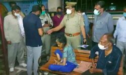 मां को लावारिस छोड़ कर भागे बेटे को रोजाना पुलिस को भेजनी होगी सेल्फी