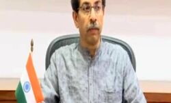 संकट में उद्धव-प्रमोशन में आरक्षण,रिफाइनरी के मुद्दे पर अडी कांग्रेस