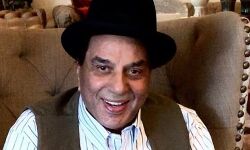 धर्मेन्द्र का कोरोना पर प्रहार-पसंदीदा गाना सोशल मीडिया पर किया शेयर