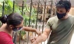 सोनू को महिला ने बांधी राखी सोनू को महिला ने बांधी राखी