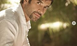 तुषार कपूर के फिल्म इंडस्ट्री में 20 साल तुषार कपूर के फिल्म इंडस्ट्री में 20 साल