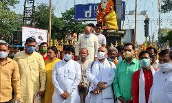 जयंती पर मंत्री कपिल ने देवी अहिल्याबाई को किया याद-प्रतिमा माल्यार्पण जयंती पर मंत्री कपिल ने देवी अहिल्याबाई को किया याद-प्रतिमा माल्यार्पण