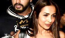 मलाइका के लिए फिर छलका अर्जुन का प्यार मलाइका के लिए फिर छलका अर्जुन का प्यार