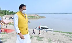 जब मंत्री जी बोले - तुम सब (अफसर ) मरोगे किसी को नहीं छोड़ूंगा