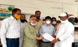 बोले कांग्रेसी- सभी भारतीयों को मिले मुफ्त कोरोना वैक्सीन बोले कांग्रेसी- सभी भारतीयों को मिले मुफ्त कोरोना वैक्सीन