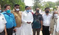 समस्याओं को लेकर SSP से मिले व्यापारी-बोले कोरोना कर्फ्यू में रियायत बरते समस्याओं को लेकर SSP से मिले व्यापारी-बोले कोरोना कर्फ्यू में रियायत बरते