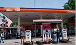 देश की आर्थिक राजधानी में पेट्रोल की कीमत 100 रुपये के पार