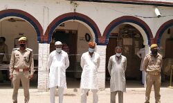 तीन वांछित अपराधी अरेस्ट