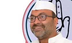 बोले अजय लल्लू- राम तेरी गंगा मैली हो गई- BJP के पाप धोत-धोते बोले अजय लल्लू- राम तेरी गंगा मैली हो गई- BJP के पाप धोत-धोते