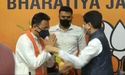 गिरा कांग्रेस का बड़ा विकेट-जितिन प्रसाद ने छोड़ा हाथ- BJP में शामिल गिरा कांग्रेस का बड़ा विकेट-जितिन प्रसाद ने छोड़ा हाथ- BJP में शामिल