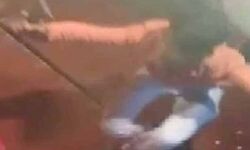 हिस्ट्रीशीटर के बेटे ने किया तमंचे पे डिस्को -वीडियो वायरल-गिरफ्तार हिस्ट्रीशीटर के बेटे ने किया तमंचे पे डिस्को -वीडियो वायरल-गिरफ्तार