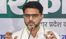 पायलट उडायेंगे कांग्रेस का प्लेन-जहाज से उतरने का अभी इरादा नहीं