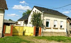 सिर्फ 12 रूपये में मिल रहे हैं आलीशान घर सिर्फ 12 रूपये में मिल रहे हैं आलीशान घर