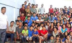 WORLD की सबसे बड़ी फैमिली- 38 WIFE- 89 बच्चें- मुखिया की हुई DEATH WORLD की सबसे बड़ी फैमिली- 38 WIFE- 89 बच्चें- मुखिया की हुई DEATH