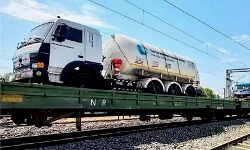 रेलवे ने 30 हजार टन से अधिक तरल चिकित्सा ऑक्सीजन का किया परिवहन रेलवे ने 30 हजार टन से अधिक तरल चिकित्सा ऑक्सीजन का किया परिवहन