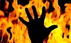 पारिवारिक विवाद में भाई को जिंदा जलाया-मौत पारिवारिक विवाद में भाई को जिंदा जलाया-मौत
