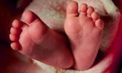 सिर्फ छोटी-सी रकम के चक्कर में पुत्री को दिया बेच