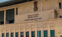 हाईकोर्ट ने मानस ट्रस्ट पर सरकारी आदेश किया रद्द - गजपति राजू को बहाल किया हाईकोर्ट ने मानस ट्रस्ट पर सरकारी आदेश किया रद्द - गजपति राजू को बहाल किया