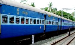 पटरी पर दौड़ने के लिए 11 पैसेंजर ट्रेनें तैयार-देखे सूची