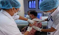 जा रहे है विदेश- तुरंत लगेगी कोरोना की दूसरी डोज जा रहे है विदेश- तुरंत लगेगी कोरोना की दूसरी डोज